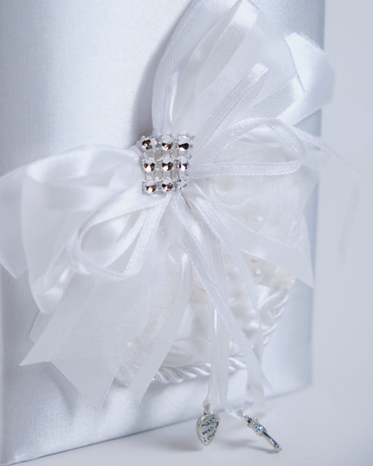 Bible W/Heart White (Wedding Bible)