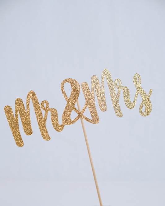 Cake Topper Mr & Mrs (Gold)
