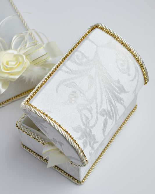 Pillow Set Chest Type (Ecru/Gold)