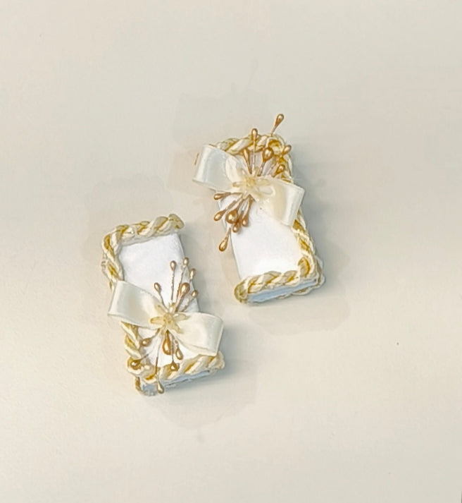 Match Sets Ribbon Design Set of 2 (Ecru)