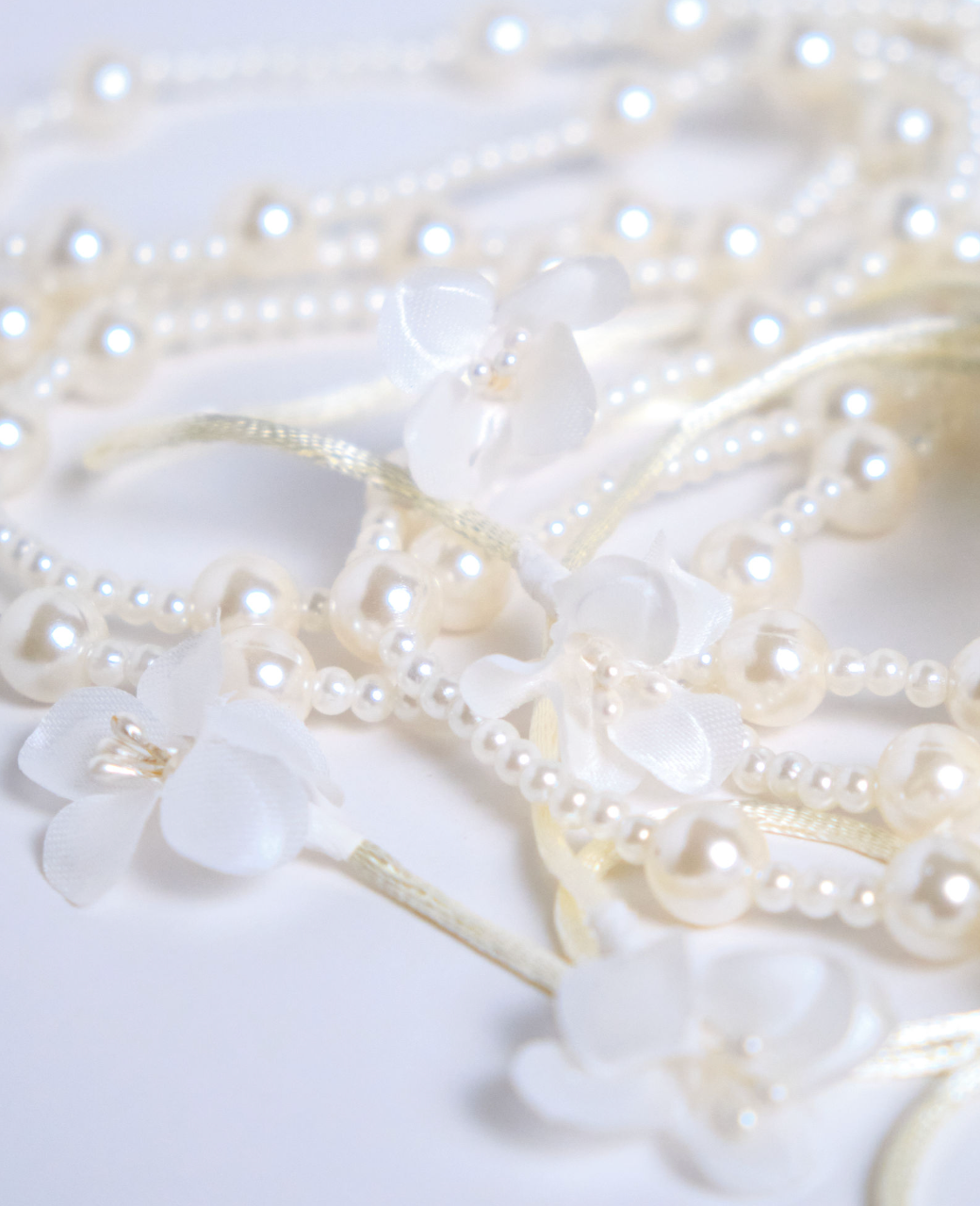 Cord Pearl Big Rose (Ecru)