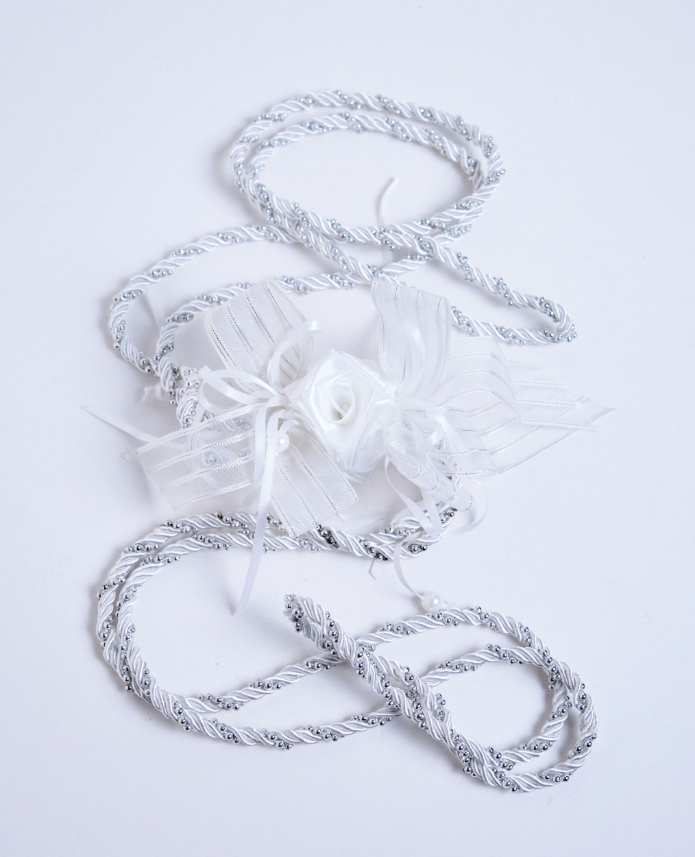 Cord Rosette (White/Silver)