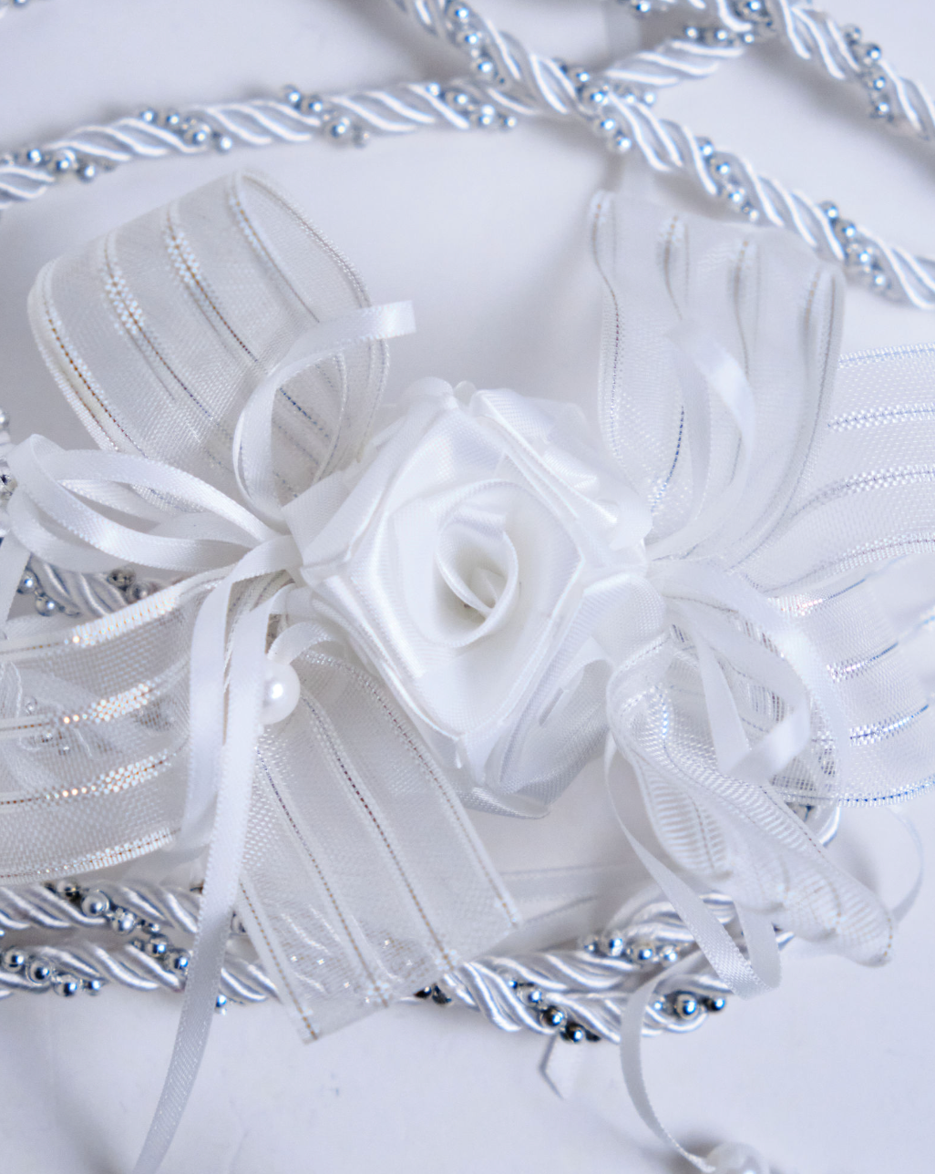 Cord Rosette (White/Silver)