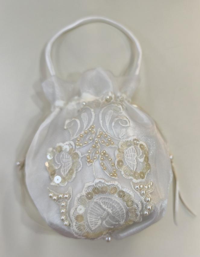 Bridal Pouch White/Ecru Design 05