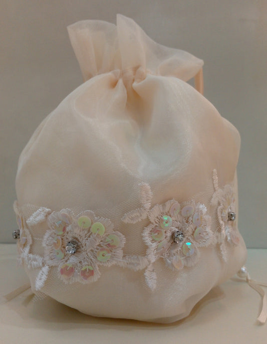 Bridal Pouch Ecru Design 01