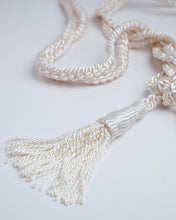 Load image into Gallery viewer, Cord Braided Big Tassle (White)
