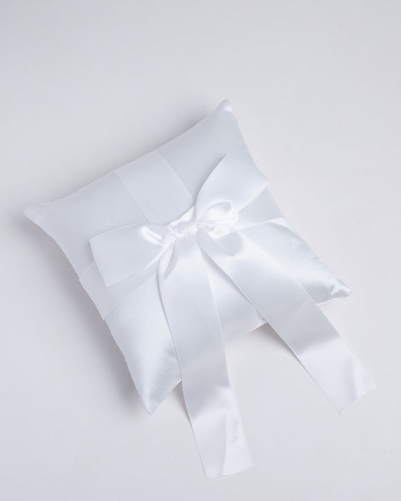 Minimalist Ribbon Ring Pillow