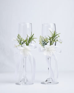 Toasting Glasses with Flower Set