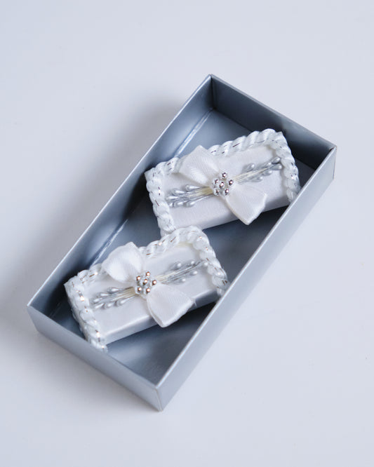 Match Sets Ribbon Design Set of 2 (Silver)
