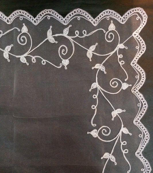 Dove Embroidered Secondary Veil (Ecru)