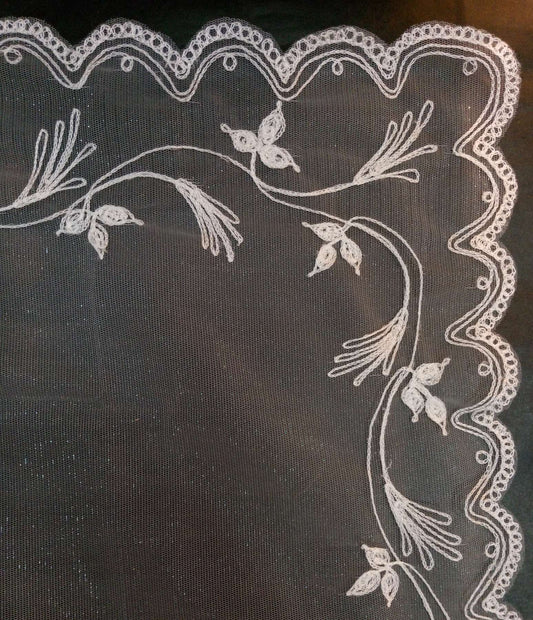 Flamingo Embroidered Secondary Veil (Ecru)