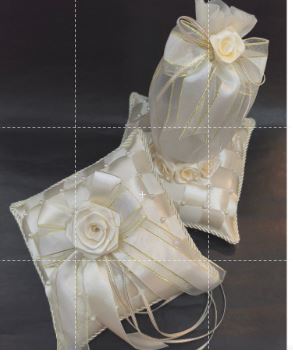 Wedding Pillow Set For Ring & Arrhae Rosette (Ecru)