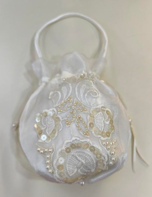 Bridal Pouch White/Ecru Design 05