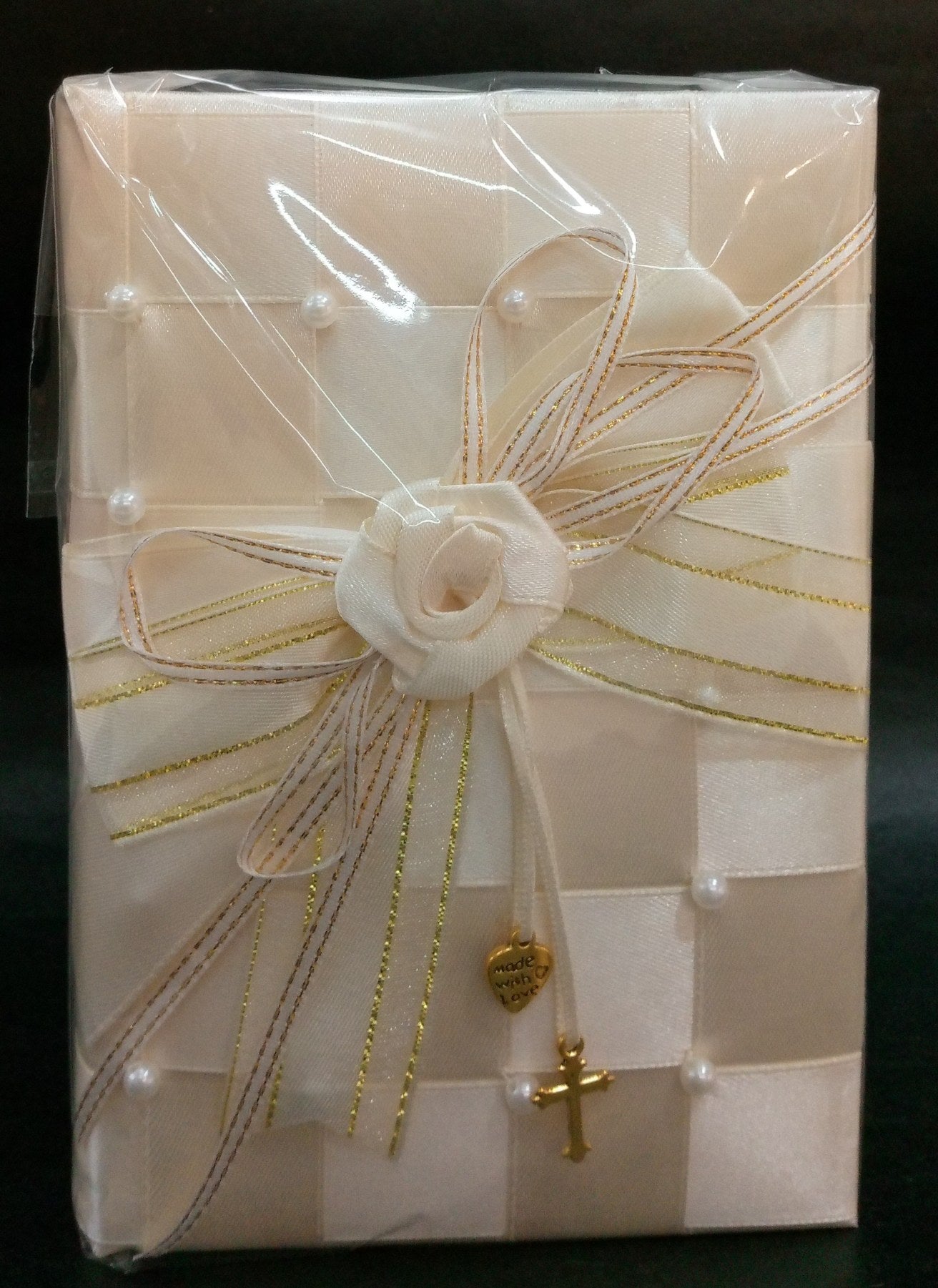Bible Rosette Ecru (Wedding Bible)